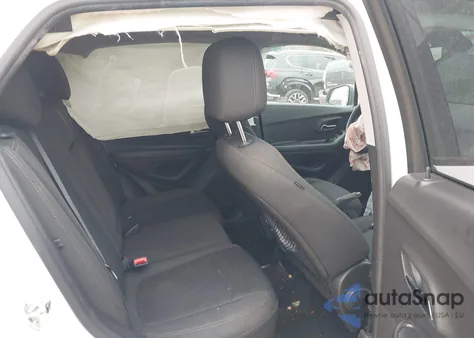 2021 Chevrolet Trax Fwd Ls z USA, uszkodzony, nr VIN KL7CJKSB5MB339669